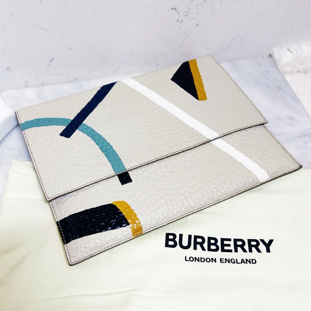 Authentic Burberry Prorsum ONE OF A KiND 1/1 ULTRA RARE Hand Painted Clutch Bag - Picture 6 of 13